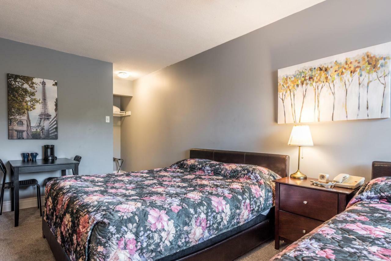 Lake City Motel Dartmouth Bagian luar foto